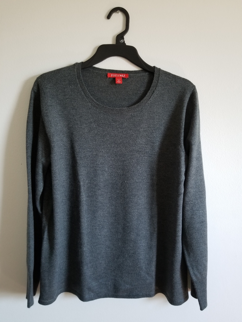 Roz & Ali Dark Gray Knit Crewneck Sweater Size XL